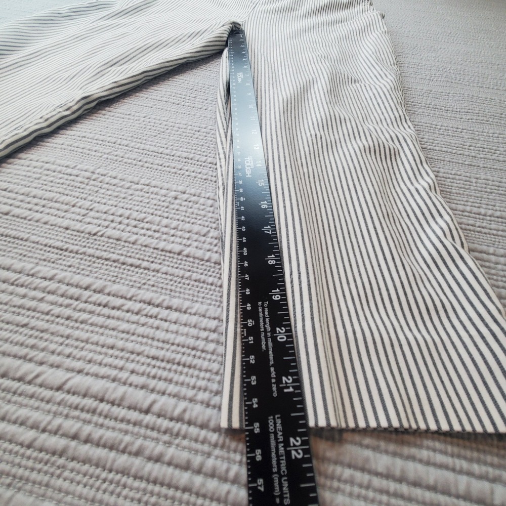 Hilary Radley Womens XXL Pinstripe Pull On Straight Leg Pants Black White D4700 - Picture 7 of 9